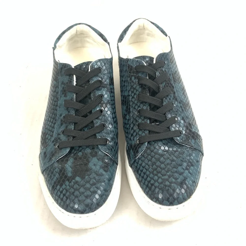 Kenneth Cole Kam Snake-Embossed Lace Up Sneakers - Size 6.5 - Picture 4 of 11